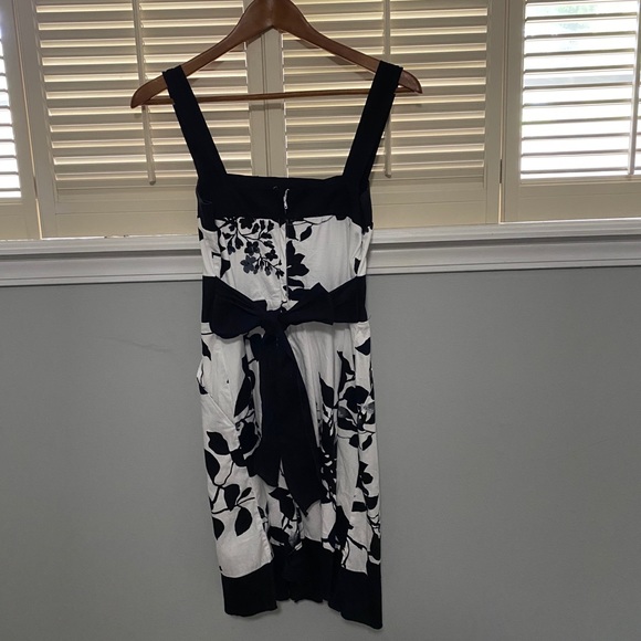 Speechless vine&leaves black/white dress - Picture 2 of 3